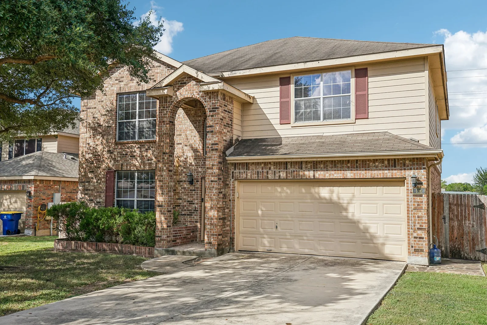 116 Dyess Corner, front of the home