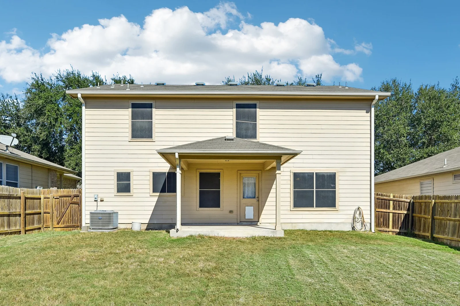 213 Hereford St, photo 51