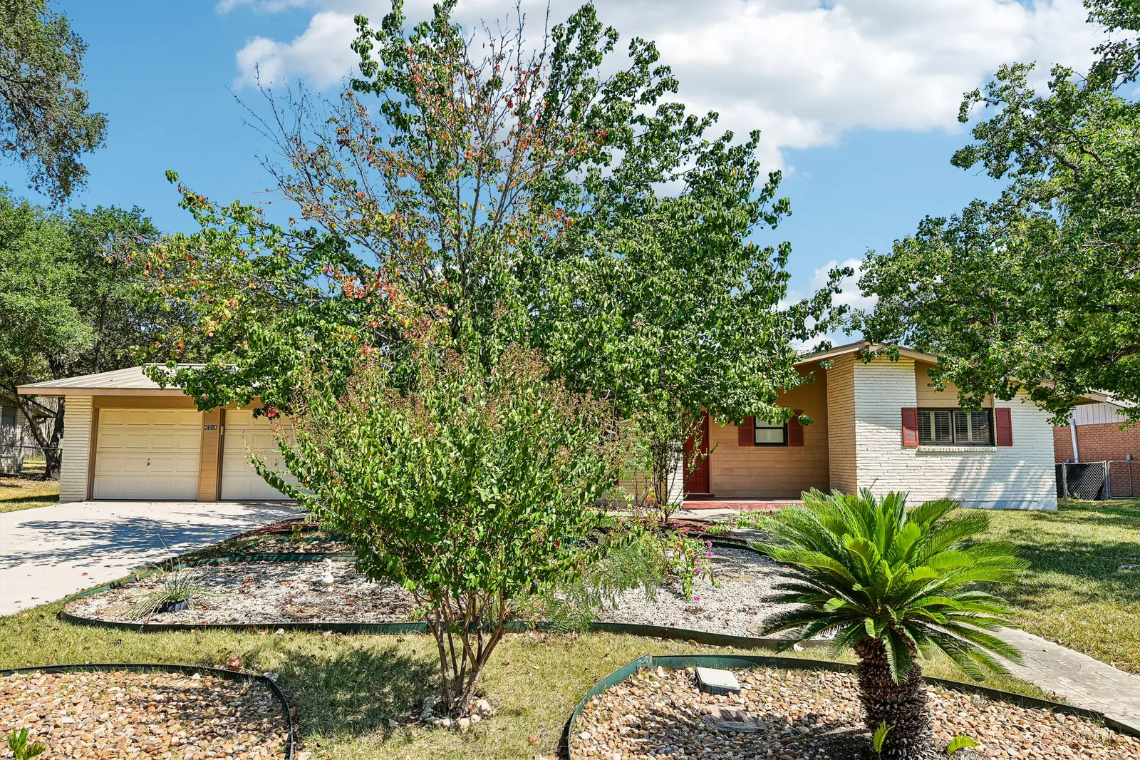 8714 Midcrown Dr, photo 4